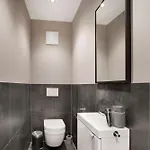 Alpine Chic - Fireplace Views &