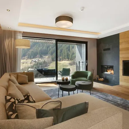 Alpine Chic - Fireplace Views & アパート *