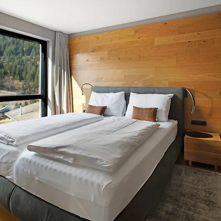 Apartment Alpine Chic - Fireplace Views & *