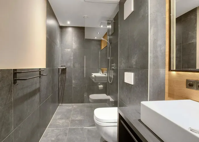 Alpine Chic - Fireplace Views & ゼー