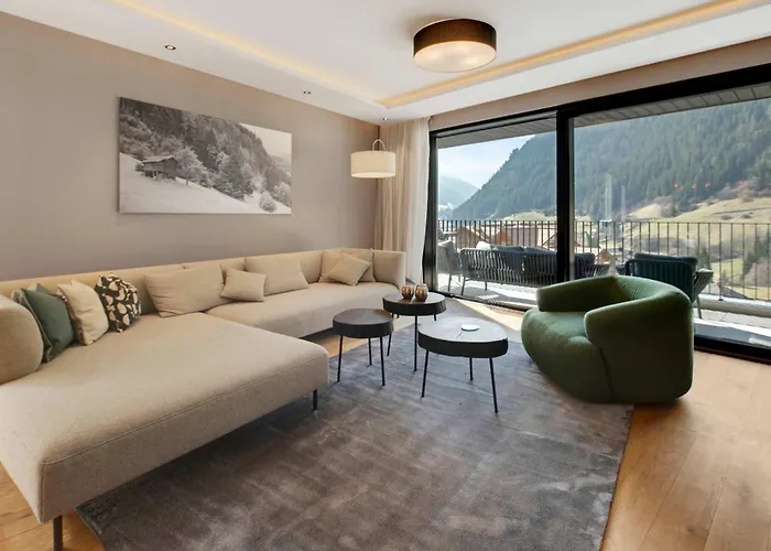 Alpine Chic - Fireplace Views &