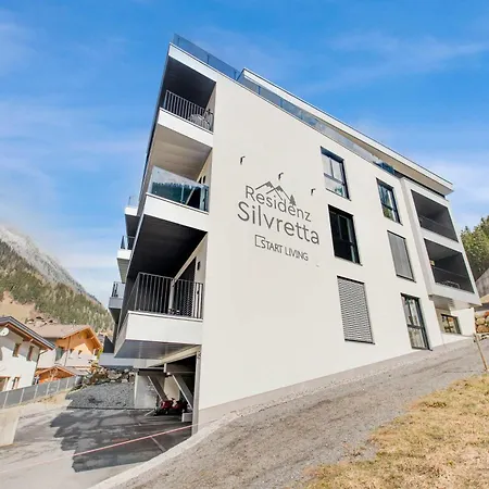 Alpine Chic - Fireplace Views & *