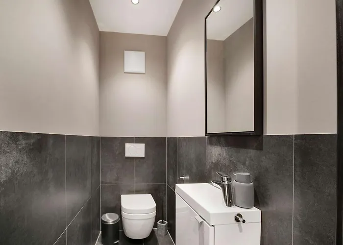 Alpine Chic - Fireplace Views &